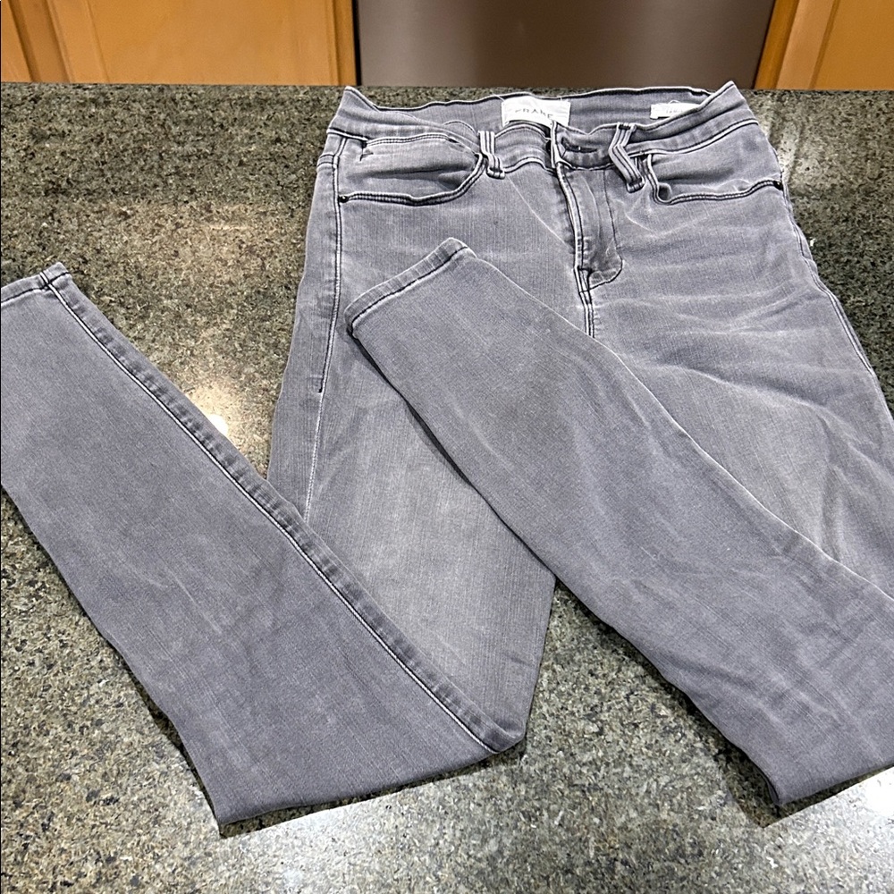 Frame Le High Skinny Jeans